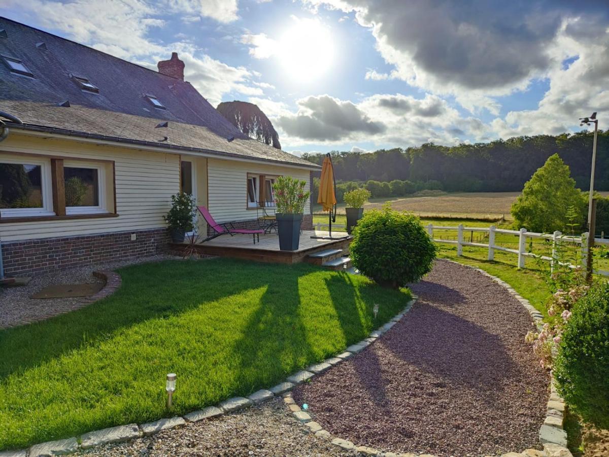 Gite Equestre. Ferme Des Essarts Maucomble Exterior photo